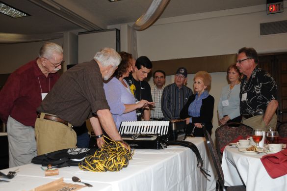 Accordion repair workshop by Elke Ahrenholz