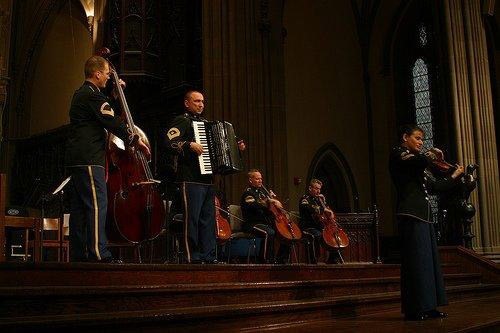 Manny Bobenreith and the US Army Strolling Strings