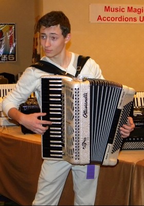 Peter Playing at AAMS Festival