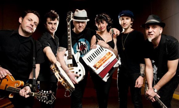The Mahones