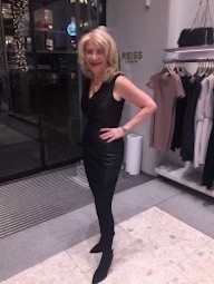 Editor Rita Barnea