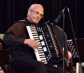 Al