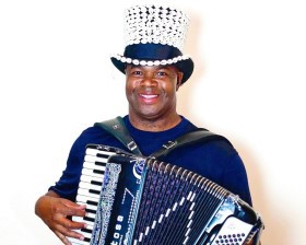 Bruce Sunpie Barnes