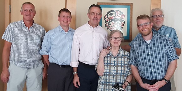 Rod Dingman, Roger Schmitz, Kevin Friedrich, Helmi Harrington, Mayor Jim Paine and Tracey Gibbens.
